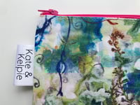 Image 3 of Seaweed Small Makeup Bag
