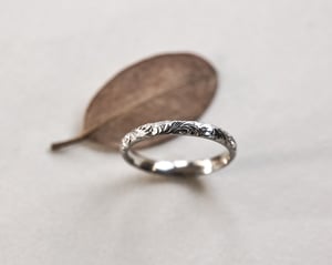 Image of Platinum 2mm Floral engraved ring