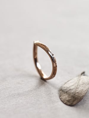 Image of 18ct Rose Gold 2mm Pressed flower wishbone ring