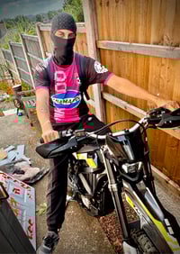 Image 2 of PINK 2000 AWAY JERSEY