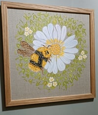 Image 2 of Original painting Ivy Bee