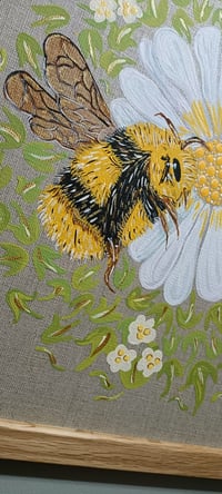 Image 3 of Original painting Ivy Bee