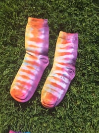 Image 6 of Tie dye socks UK3-6