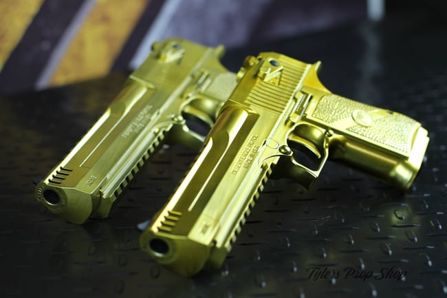 Deadpool's Golden Desert Eagle Replica's from Deadpool & Wolverine ...