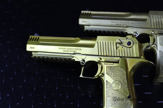 Deadpool's Golden Desert Eagle Replica's from Deadpool & Wolverine ...