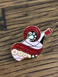 Image 2 of Big Squid, Heavier Pour pin