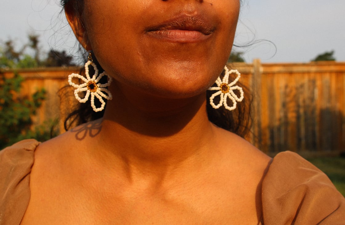 Image of daisy earrings