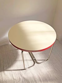 Image 7 of //VENDIDA//  MESA DE MELAMINA CON PATAS CROMADAS, AÑOS 60