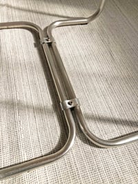 Image 8 of //VENDIDA//  MESA DE MELAMINA CON PATAS CROMADAS, AÑOS 60