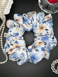 Flowers Blue Deluxe
