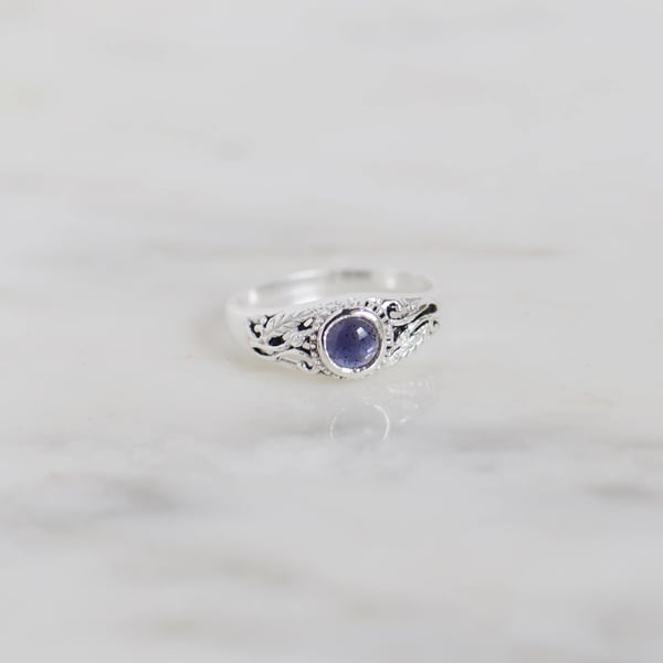 Image of Lilac blue Iolite cabochon cut vintage style silver ring