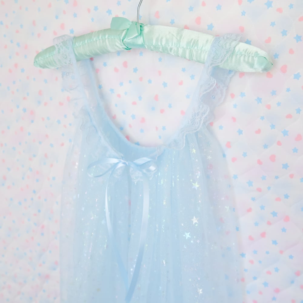 Iridescent Peignoir: Blue