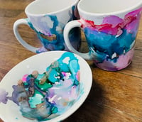 Image 3 of Noosa Alcohol Ink Mugs Workshop 