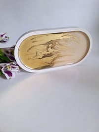 Image 1 of Plaster and epoxy resin stand beige with gold