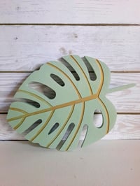 Image 2 of Plaster stand handmade monstera leaf