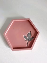 Image 3 of Plaster stand with decoration (hexagon) pink