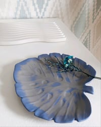 Image 3 of Stand made of plaster monstera gray with blue