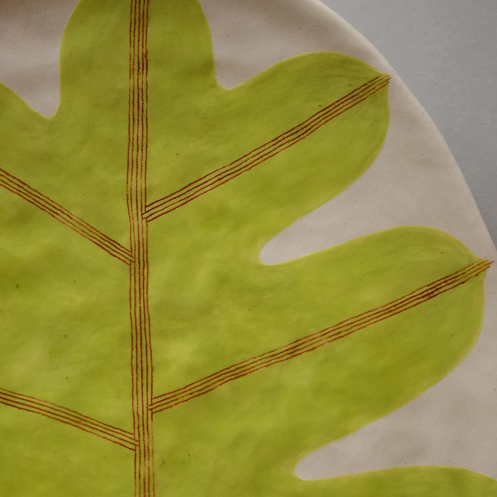 Image of Lime Green Oak Leaf Plate