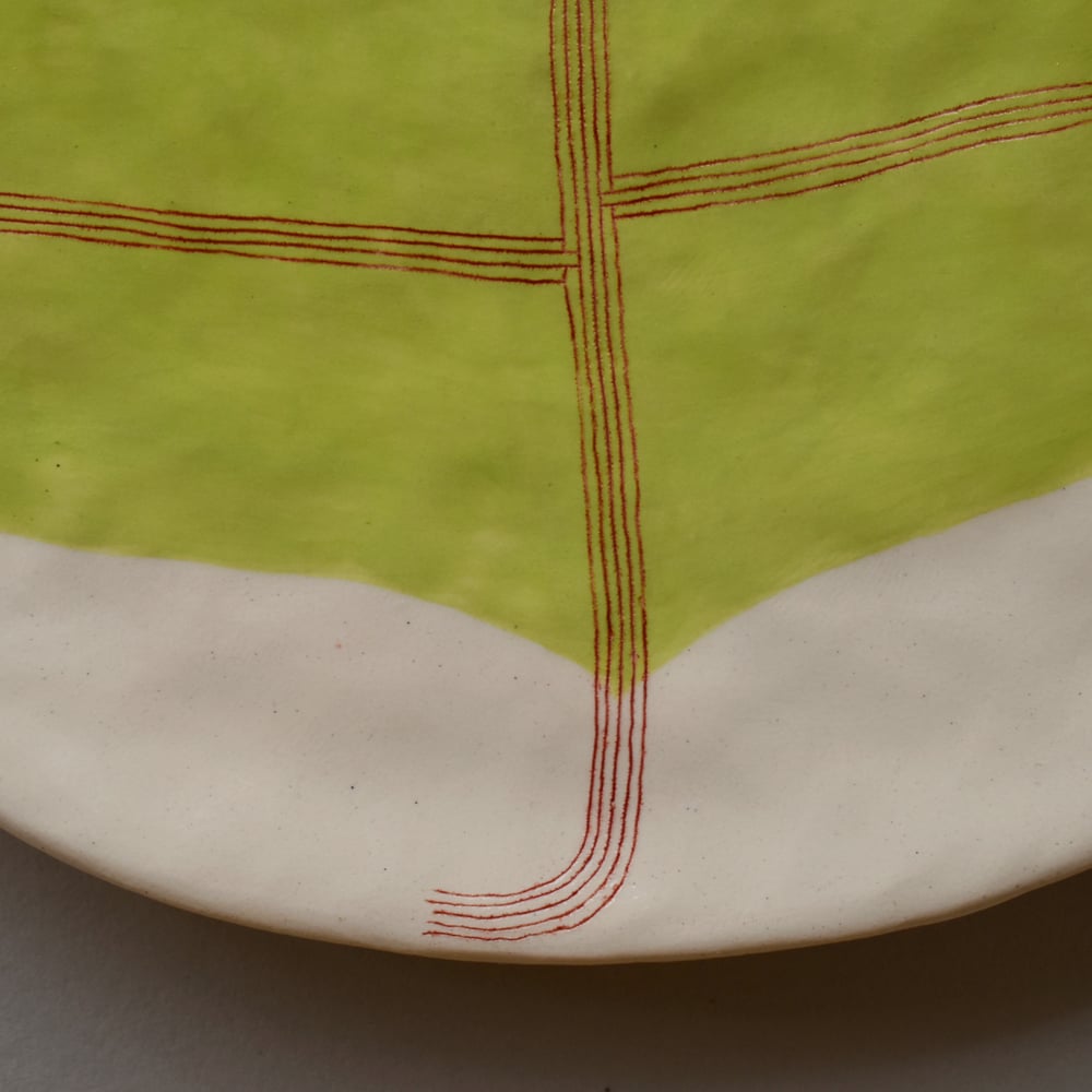 Image of Lime Green Oak Leaf Plate