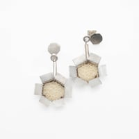Boucles d’oreilles collection Bricolage-fleur ivoire