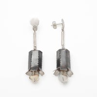 Boucles d’oreilles collection Bricolage cloche noire et opale