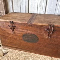 Image 2 of CAISSE DE TRANSPORT POTS LE PARFAIT ANNEES 1920