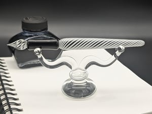 Resplendent Black & White