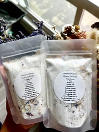 Image 3 of Mini Summers Garden Powder Soak Bath