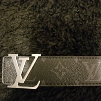 Image 6 of LV Belt Black LV Logo 2024