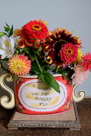 Image of A Romantic Vase From Bungay - Romantic Vase