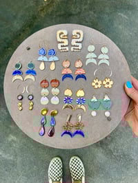 Image 6 of LA LUNE DROP EARRINGS - CREMA
