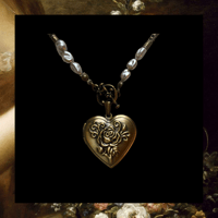 Image 2 of THE FLORA LOCKET (PEARL)