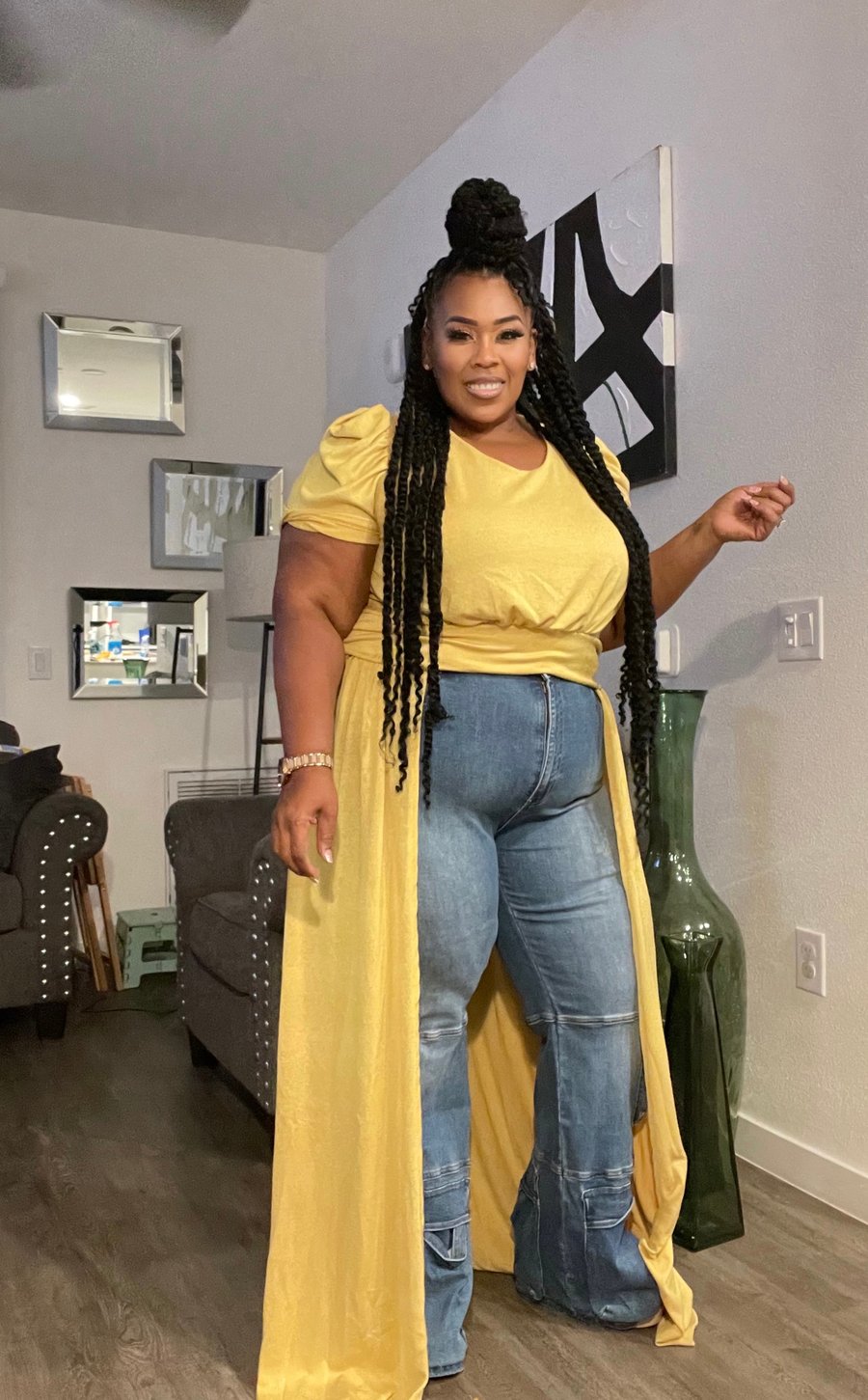 Image of 3PACK PLUS SIZE LONG FLARE FRONT PUFF SHOULDER TOP-YELLOW