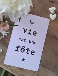 Image 5 of LA VIE EST UNE FÊTE