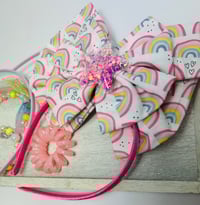 Image 4 of Over the Rainbow Accessory Set