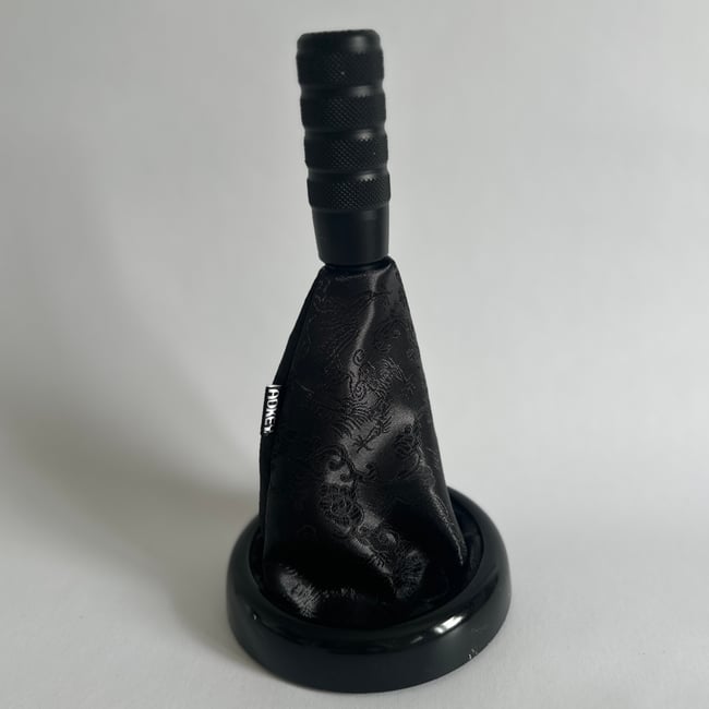 NEW Black dragon gaiter 