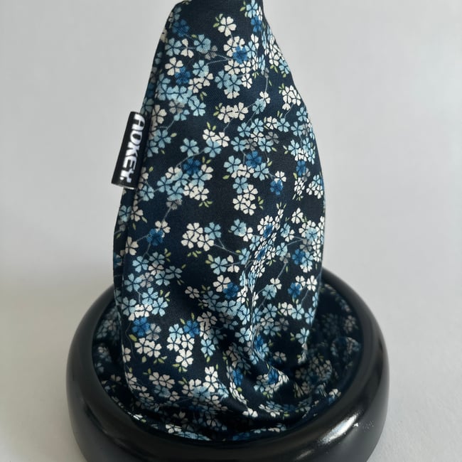 NEW Blue cherry blossom gaiter