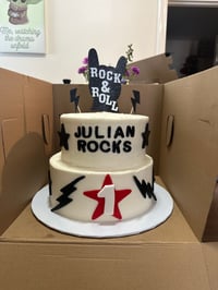 2 tier cake