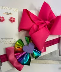 Image 6 of Fuchsia Bow Set