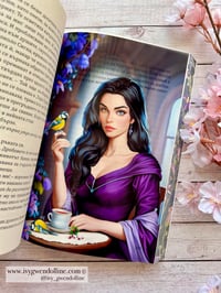 Image 3 of Signa Farrow inspired fan art / page overlay