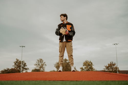 Image of Senior Portrait Session (retainer) 