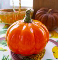 Image 2 of Statuettes: Red decorative ceramic gourd