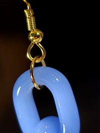 Image 3 of Tiny chain links-1