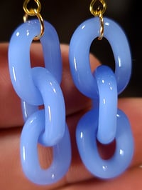 Image 4 of Tiny chain links-1