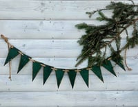 Wooden garland  green