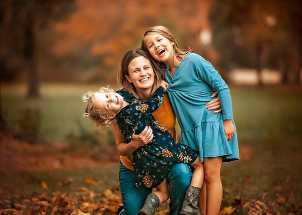 Image of Fall Mini Session - My Backyard