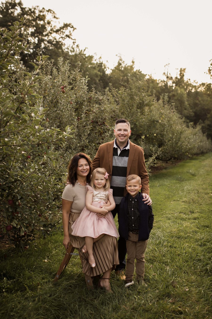 Image of Apple Orchard Mini Sessions September 15, 2024