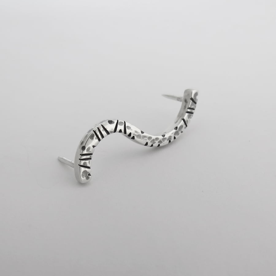 Image of NOTCHED Wiggle Pin