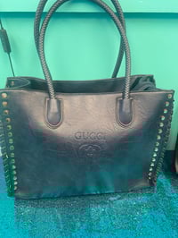 Women’s Gucci bag 