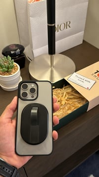 Black Magsafe Case
